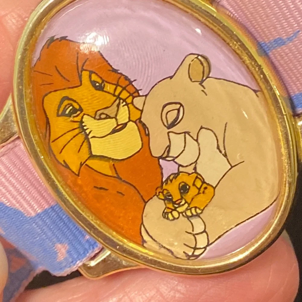 Vintage Lion King bracelet with large domed cameo Simba family